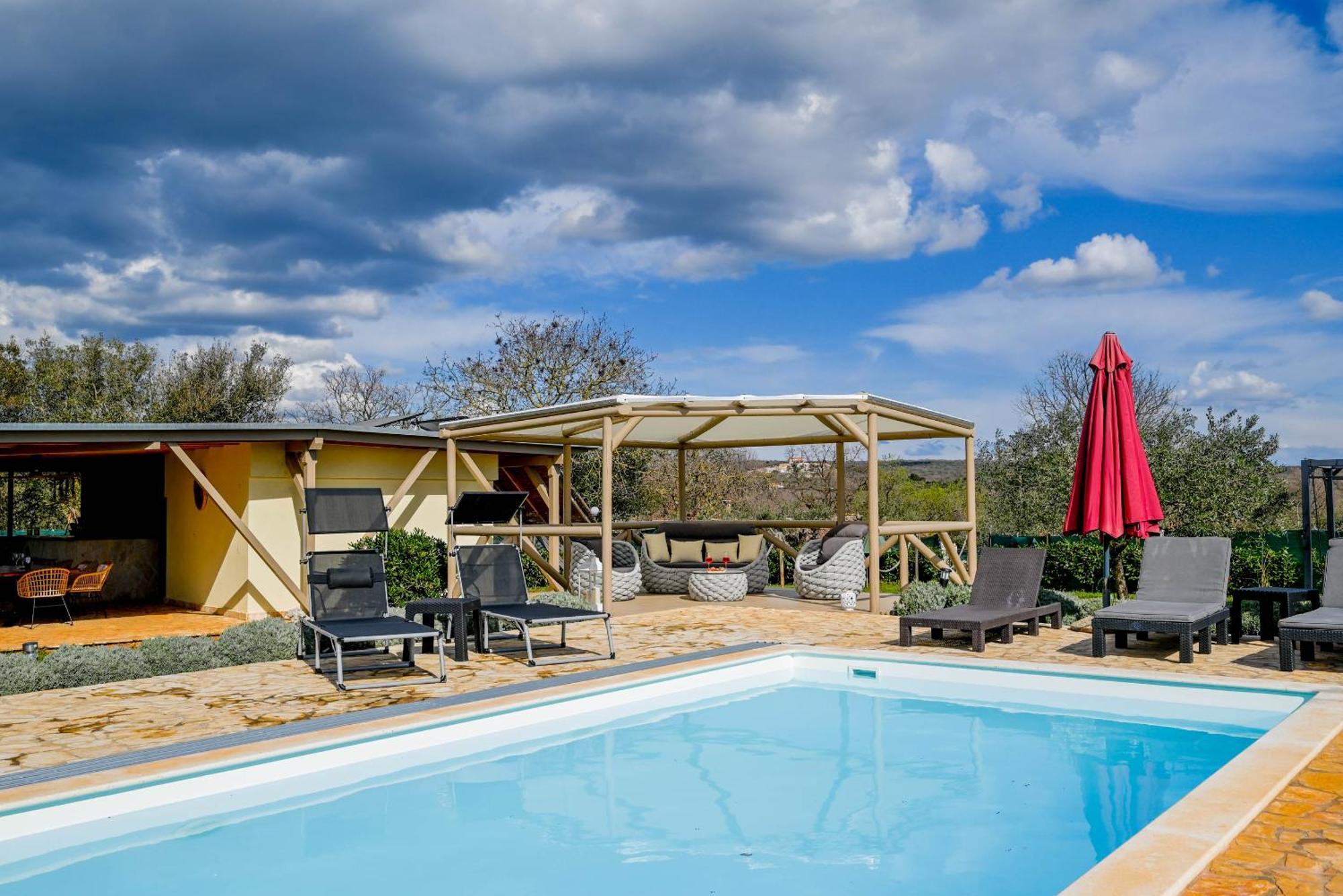 Bella Di Campo Villa Ровин Екстериор снимка